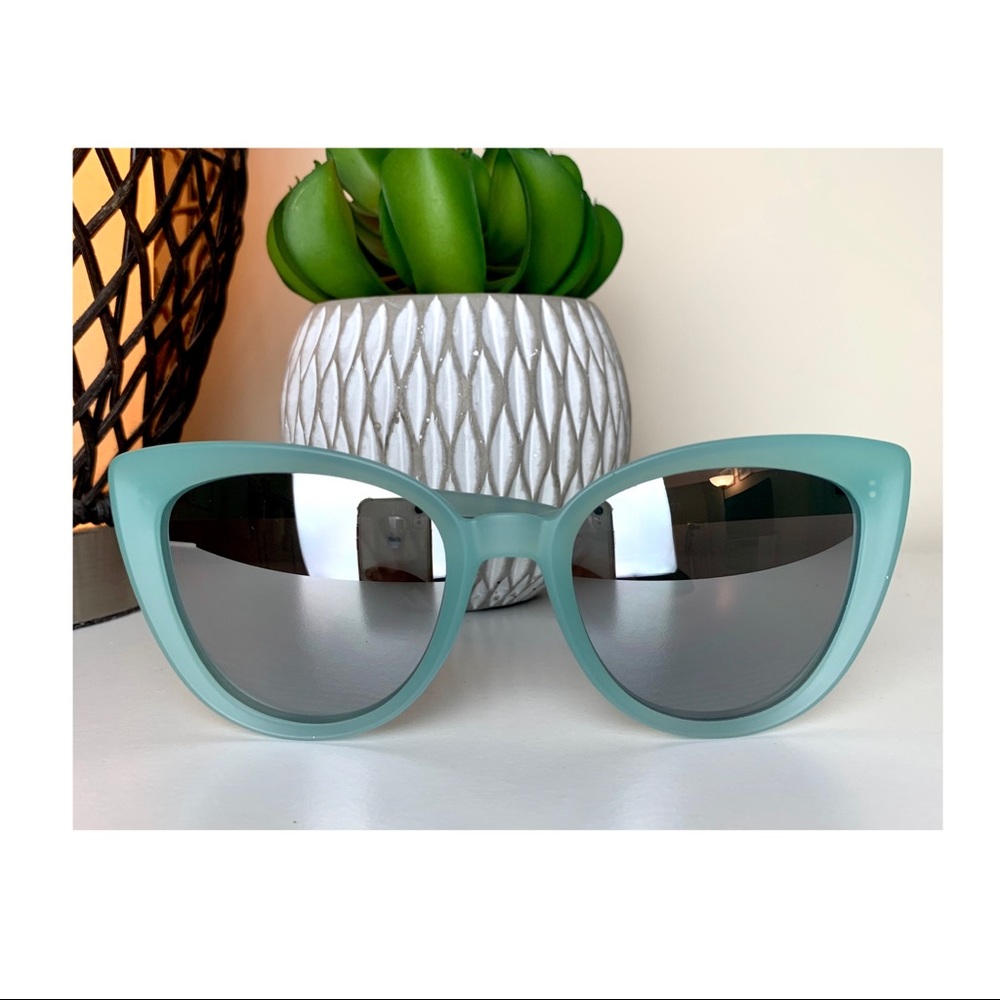 Blue Sunglasses Cat Eye NWT